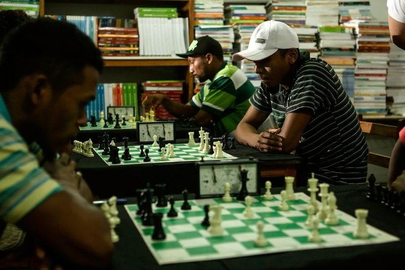 notícia: Oficina de xadrez estimula memória, disciplina e raciocínio de internos da Susipe