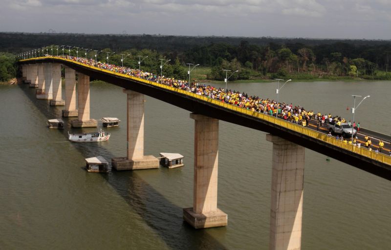 notícia: Ponte sobre o rio Moju é reaberta à população