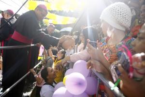 notícia: Traslado de Nossa Senhora de Nazaré termina após 12 horas de procissão