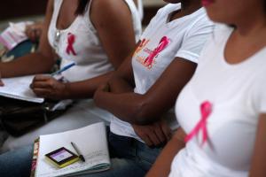 notícia: Campanha Outubro Rosa investe no diagnóstico precoce do câncer de mama