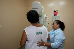 notícia: Governo investe em mutirões de saúde para reduzir casos de câncer de mama no Pará