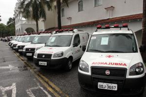 notícia: Governo entrega ambulâncias e equipamentos de saúde a 18 municípios