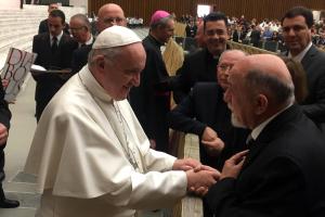 notícia: Governador convida Papa Francisco a visitar a Amazônia e conhecer o Círio de Nazaré