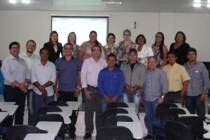 notícia: Governo constrói modelo de regulamentação da Região Metropolitana de Santarém