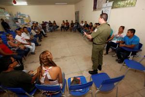 notícia: Comunidade de Outeiro participa do curso de polícia comunitária