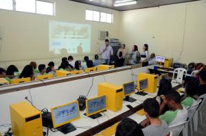 notícia: Plataforma de internet facilitará aprendizagem nas escolas