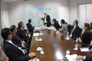notícia: Governador recebe visita do embaixador do Japão no Brasil