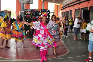 notícia: Projeto Vida Ativa encerra o primeiro semestre com festa junina