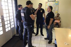 notícia: Polícia prende quatro pessoas pelo assassinato do prefeito de Breu Branco