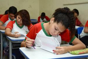 notícia: Seduc reconhece desempenho de alunos e educadores