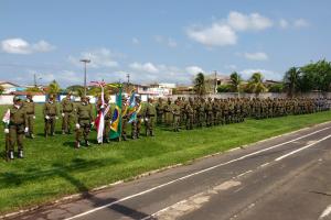 notícia: Praças e oficiais da PM de Santarém são promovidos em solenidade
