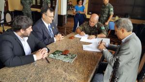 notícia: Governo do Estado e Exército se unem para ampliar a inclusão digital no Pará