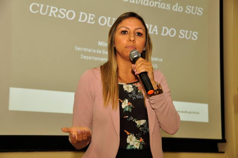 Segundo Renata, o Promov SUS já realizou encontros e cursos em Roraima e Amapá e agora no Pará e deve concluir todos os estados da região Norte até março deste ano

FOTO: JOSÉ PANTOJA / ASCOM SESPA
DATA: 21.02.2018
BELÉM - PARÁ <div class='credito_fotos'>Foto: José Pantoja / Ascom Sespa   |   <a href='/midias/2018/originais/3c09ec7c-9f39-4378-8d22-ab862d1aea87.jpg' download><i class='fa-solid fa-download'></i> Download</a></div>