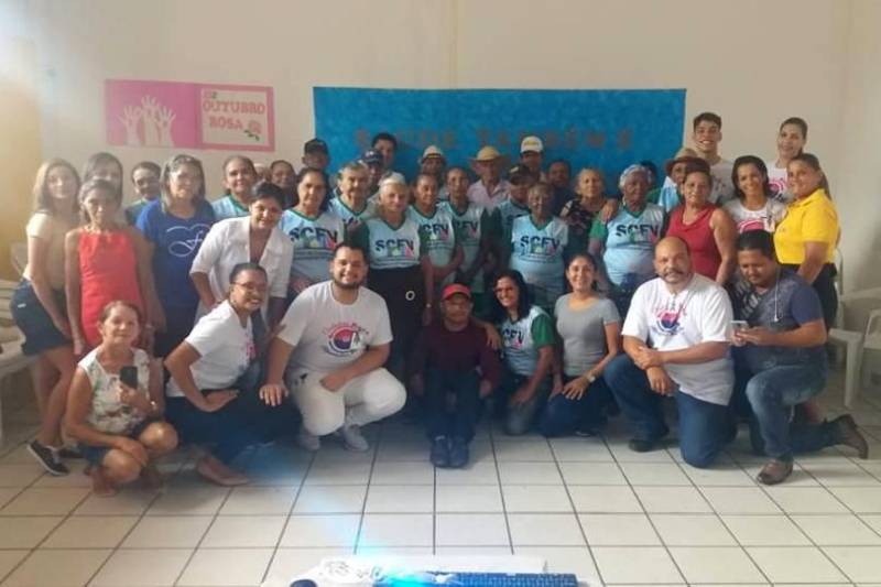 O Hospital Geral de Ipixuna (HGI), no nordeste paraense, realizou na manhã de sexta-feira (16) sua primeira ação da Campanha Novembro Azul, com palestra sobre câncer de próstata direcionada aos idosos do Grupo Idade Ativa.

FOTO: ASCOM HGI
DATA: 16.11.2018
IPIXUNA DO PARÁ - PARÁ <div class='credito_fotos'>Foto: ASCOM HGI   |   <a href='/midias/2018/originais/5b9cd0db-c58a-43d1-b1b2-c9c0b4331097.jpg' download><i class='fa-solid fa-download'></i> Download</a></div>