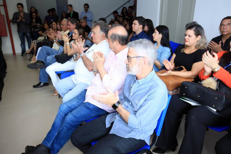 Renovar, reinventar, repensar e preservar a Amazônia e sua extensa biodiversidade serão as principais funções do Centro de Estudos Avançados da Biodiversidade (Ceabio), o primeiro da região Norte e um dos pioneiros do país. Inaugurado nesta quarta-feira (21), o laboratório faz parte do Parque de Ciência e Tecnologia Guamá (PCT Guamá), sediado em Belém.

FOTO: MÁCIO FERREIRA / AG. PARÁ
DATA: 21.02.2018
BELÉM - PARÁ <div class='credito_fotos'>Foto: MÁCIO FERREIRA/ AG. PARÁ   |   <a href='/midias/2018/originais/704a1965-7020-4fbd-8f9e-e5df4131da5b.jpg' download><i class='fa-solid fa-download'></i> Download</a></div>