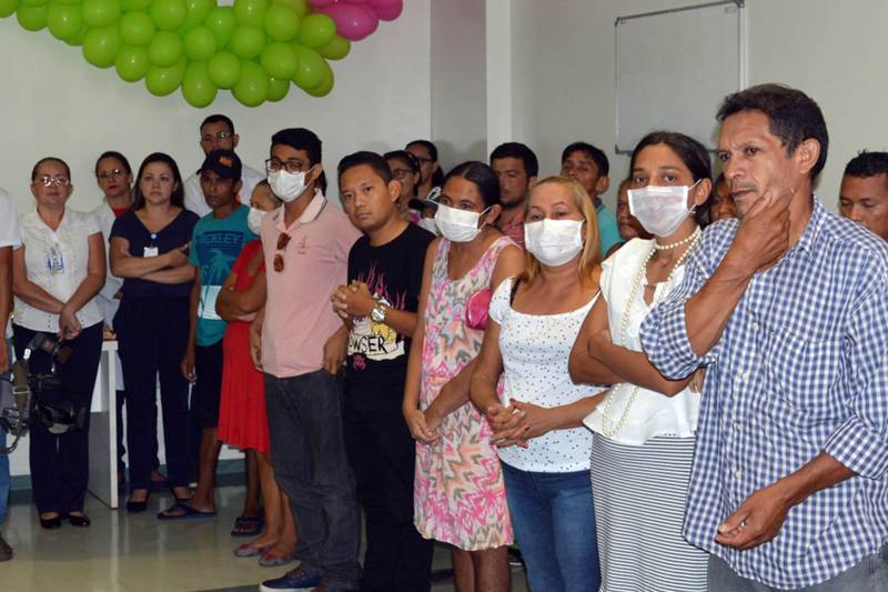 Em novembro de 2016, o Hospital Regional do Baixo Amazonas (HRBA), em Santarém, realizou o primeiro transplante de rim do Oeste do Pará. Dois anos depois, a Unidade já comemora a marca de 31 procedimentos realizados. Para comemorar a data, os pacientes transplantados foram convidados para participar do primeiro Encontro Interdisciplinar para Pacientes Pós-Transplante Renal, realizado na tarde desta quinta-feira (22), no HRBA.

FOTO: ASCOM HRBA
DATA: 23.11.2018
SANTARÉM - PARÁ <div class='credito_fotos'>Foto: Ascom HRBA   |   <a href='/midias/2018/originais/7a06f4e8-20f3-45df-8fa8-810cfba45fc4.jpg' download><i class='fa-solid fa-download'></i> Download</a></div>