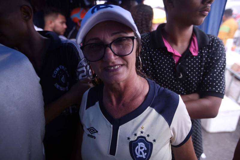 O Clube do Remo venceu o Paysandu por 2 a 1 na tarde deste domingo, partida realizada no Estádio Mangueirão, e largou na frente pelo título do Campeonato Paraense de 2018. Ana Lúcia Monteiro (foto) participa de todos os jogos do Remo e sempre reencontra amigos para assistir a partida

FOTO: THIAGO GOMES / AG. PARÁ
DATA: 01.04.2018
BELÉM - PARÁ <div class='credito_fotos'>Foto: Thiago Gomes /Ag. Pará   |   <a href='/midias/2018/originais/80e6978b-9ed8-4130-92e5-0d16d8a81ed7.jpg' download><i class='fa-solid fa-download'></i> Download</a></div>