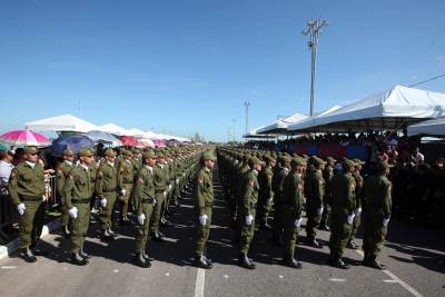 galeria: Governo promove a formatura de quase dois mil novos policiais militares