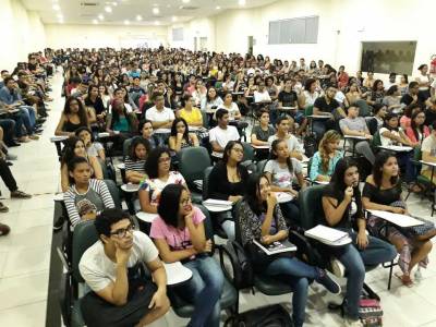 notícia: Com ações integradas, Estado prepara alunos da rede pública para Enem 2018