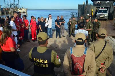 notícia: Operação Yara beneficia mais de mil moradores da região das ilhas e fiscaliza embarcações