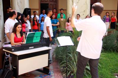 notícia: Madrigal da Universidade do Estado inicia seleção de bolsistas e pianista