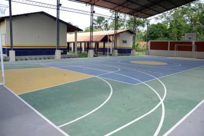 notícia: Governo do Estado entrega escolas reformadas em Benevides e Belém