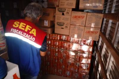 galeria: Sefa apreende 18 mil latas de cerveja sem nota fiscal