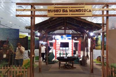galeria: Congresso da Mandioca homenageia técnicos da Emater e produtores rurais