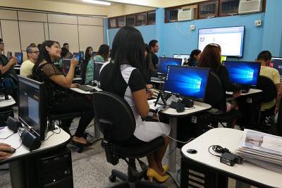 notícia: Uepa seleciona tutores para curso de Pedagogia Bilíngue para cadastro reserva