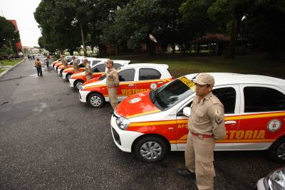 notícia: Novos veículos reforçam trabalho de vistoria do Corpo de Bombeiros