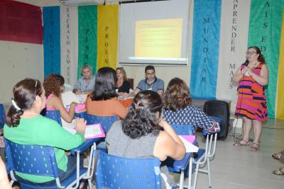 notícia: Secretaria de Educação promove colóquio em Ananindeua  