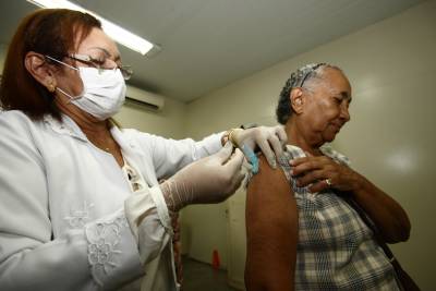 notícia: Vacina contra gripe evita casos graves da doença