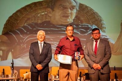 notícia: Ambientalista Camillo Vianna é titulado doutor honoris causa pela Uepa