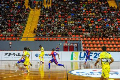 galeria: Mangueirinho recebe pela primeira vez um jogo da Liga Nacional de Futsal