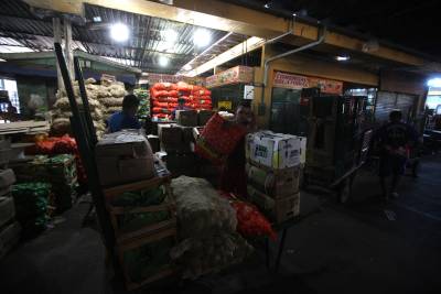 notícia: Ceasa prevê reabastecimento completo de hortifrutigranjeiros para a quinta-feira