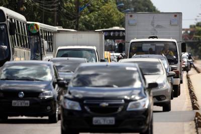 notícia: Detran alerta responsáveis pelos veículos com finais de placas 00, 10, 20 e 30