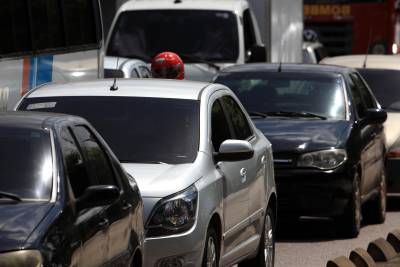 notícia: Débitos de veículos poderão ser parcelados no Detran