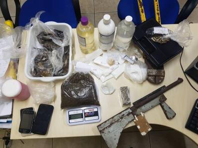 galeria: Polícia Civil desarticula esquema de tráfico de drogas em Belém