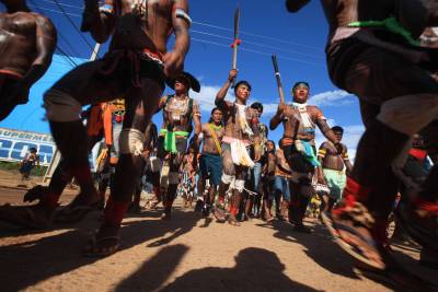 notícia: Índios vão às ruas na luta por direitos em São Félix do Xingu