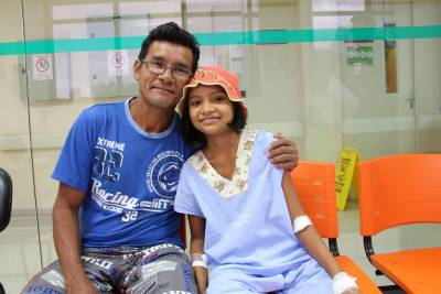 galeria: Voluntários doam toucas de crochê para pacientes do Oncológico Infantil