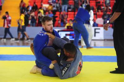 notícia: Mais de mil atletas participaram do Sul-Americano de Jiu-Jitsu