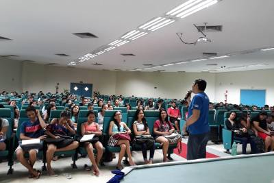 notícia: Pro Paz Enem realiza novos aulões com estudantes de Santarém