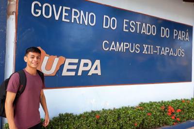 notícia: Aluno da rede estadual de Santarém bate recorde de aprovações em Medicina