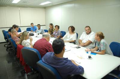 notícia: Reunião no Centro de Governo começa a definir detalhes do 11º Salão do Livro do Baixo Amazonas