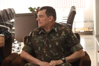 galeria: Governador recebe general que assumirá o Comando Militar do Norte