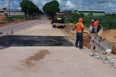 notícia: Paragominas: obras na PA-256 retiram pontos de erosão