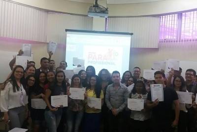notícia: Governo certifica 120 de alunos do Programa Pará Profissional em Belém e Marituba