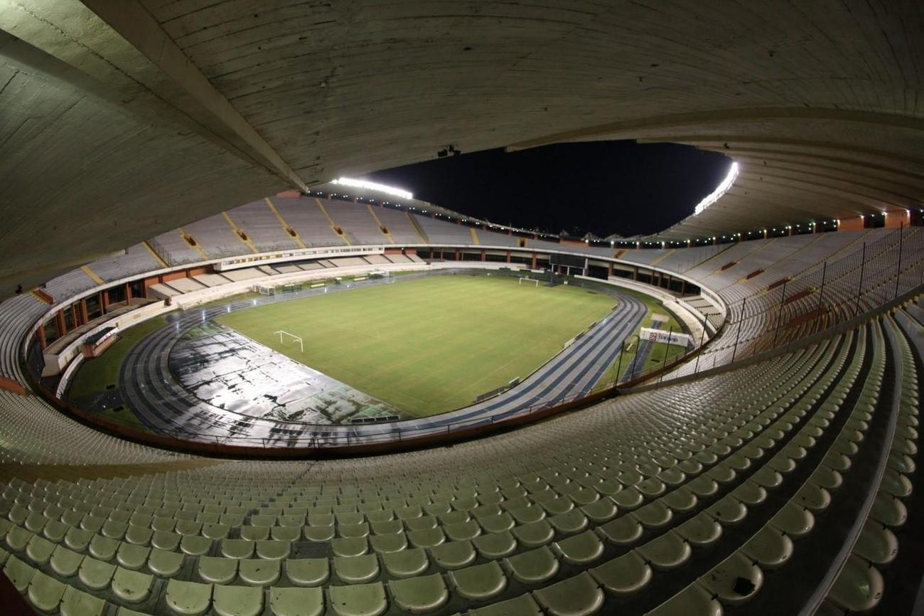 Jogo do Brasil no Mangueirão: técnico da Seleção Brasileira