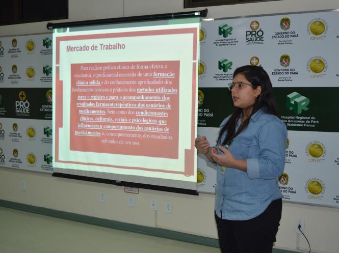 Um estudo realizado pela equipe multiprofissional da Clínica Oncológica do Hospital Regional do Baixo Amazonas (HRBA), em Santarém (PA), reduziu o número de casos de queda dos pacientes internados a partir da avaliação do risco agregado aos medicamentos adotados durante o tratamento. Os dados sobre o estudo, que começou a ser feito em setembro de 2016, na unidade gerenciada pela Pró-Saúde Associação Beneficente de Assistência Social e Hospitalar, foram divulgados durante a 1º Semana da Farmácia Hospitalar.

FOTO: Divulgação
DATA: 29.01.2019
BELÉM - PARÁ <div class='credito_fotos'>Foto: Divulgação   |   <a href='/midias/2019/originais/1d6f389c-6c43-41c6-9618-523bcf5da489.jpg' download><i class='fa-solid fa-download'></i> Download</a></div>