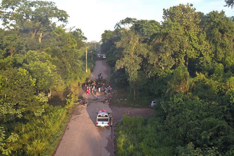 FOTOS AÉREAS DO LIXÃO DE MARITUBA, MORADORES DAS PROXIMIDADES FAZEM PROTESTO CONTRA A VOLTA DO FUNCIONAMENTO DO LIXÃO. <div class='credito_fotos'>Foto: KLEBERSON SANTOS / AG. PARÁ   |   <a href='/midias/2019/originais/2597_whatsappimage2019-06-03at08.27.20.jpg' download><i class='fa-solid fa-download'></i> Download</a></div>